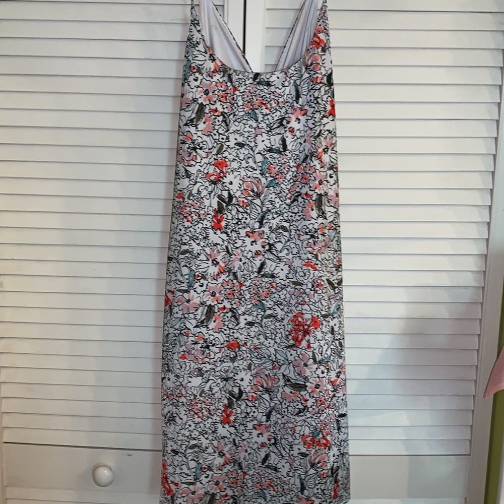 Guess nwot satiny runched dress size large NWOT - Picture 3 of 9